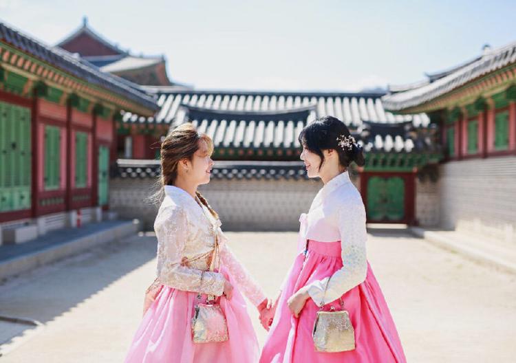 경복궁 야간개장 한복대여