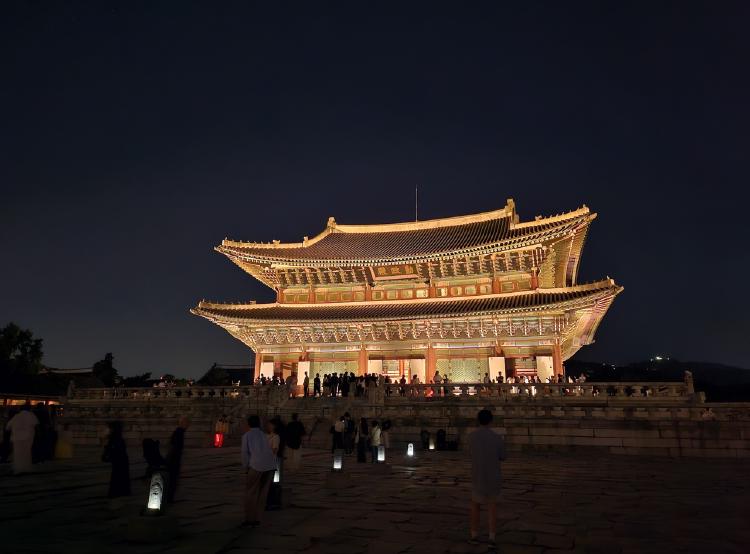 경복궁 야간개장