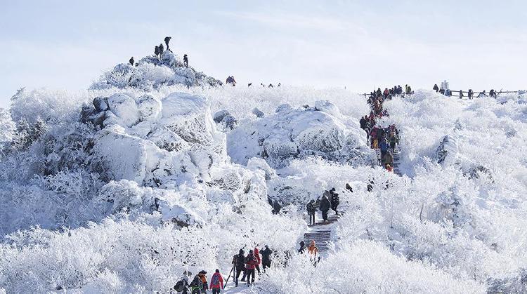 2월 여행지 추천 무주 덕유산