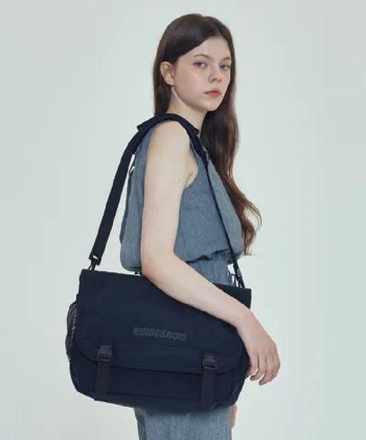 로아드로아 메신저백